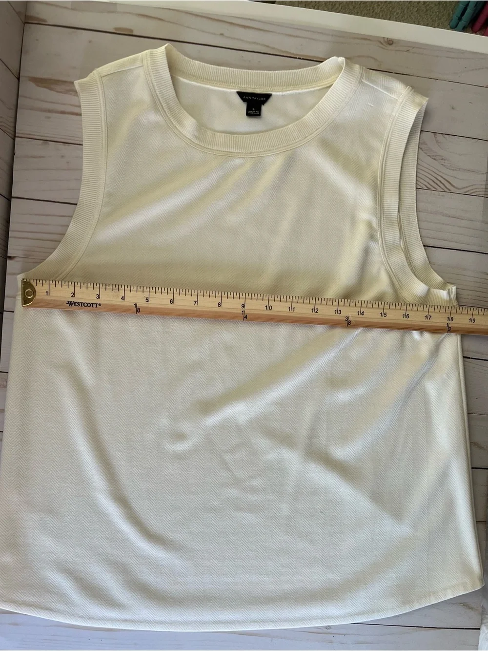 Ann Taylor Cream Ribbed Sleeveless Tank